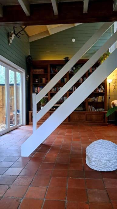 Comfortable Chalet In A Unique Location In Forest Essen Exterior photo